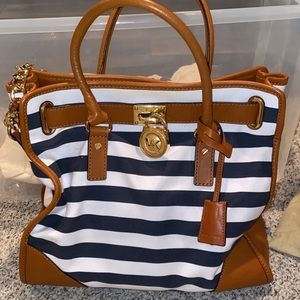 Women’s Michael Kors Handbag